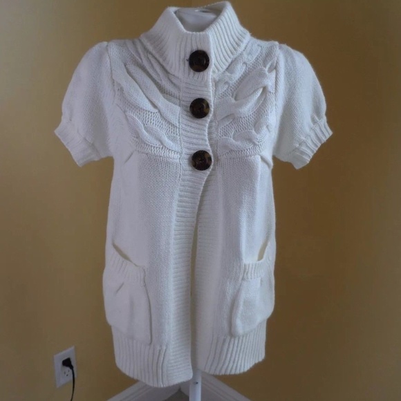 Pink Rose White Cardigan Sweater. - Picture 1 of 8